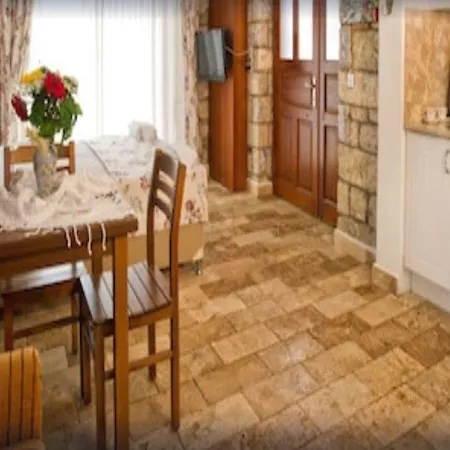 Ince Kara Hotel
